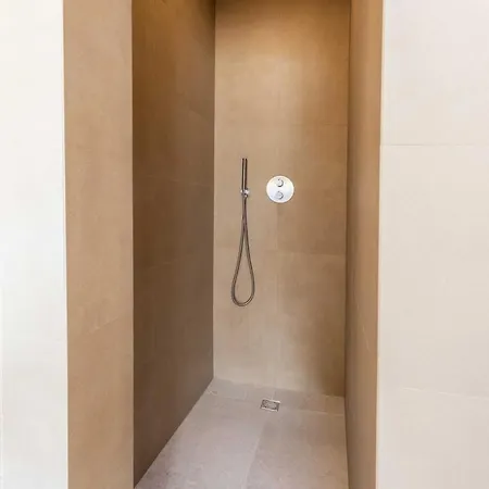 Dimora Dei Maestri-camera Con Veranda E Bagno Privati Casa de Férias