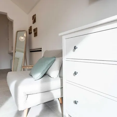 Dimora Dei Maestri-camera Con Veranda E Bagno Privati Felline