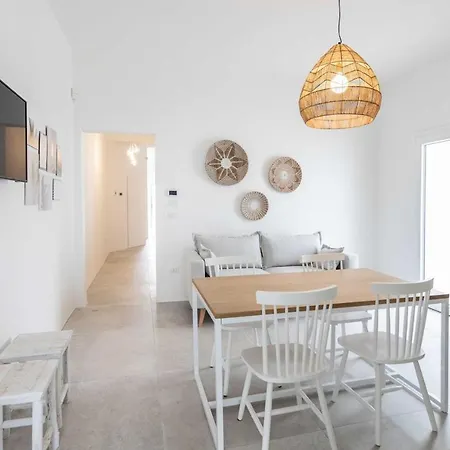 Casa de Férias Dimora Dei Maestri-camera Con Veranda E Bagno Privati Felline