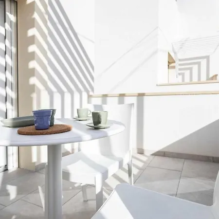 Dimora Dei Maestri-camera Con Veranda E Bagno Privati Holiday home Felline
