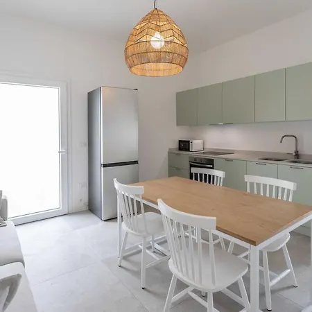 Dimora Dei Maestri-camera Con Veranda E Bagno Privati Vakantiehuis