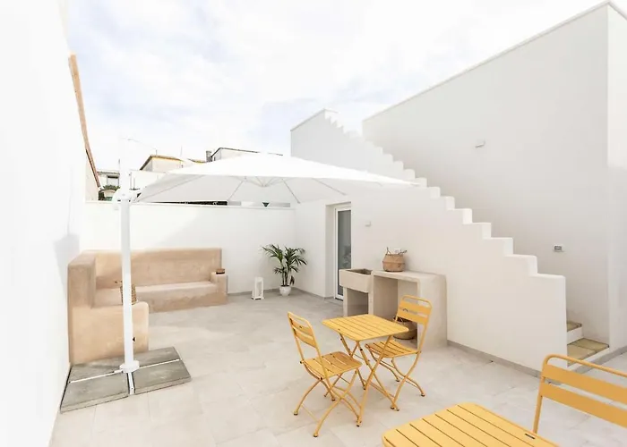 بيت للعطل Dimora Dei Maestri-camera Con Veranda E Bagno Privati Felline