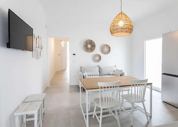 بيت للعطل Dimora Dei Maestri-camera Con Veranda E Bagno Privati Felline